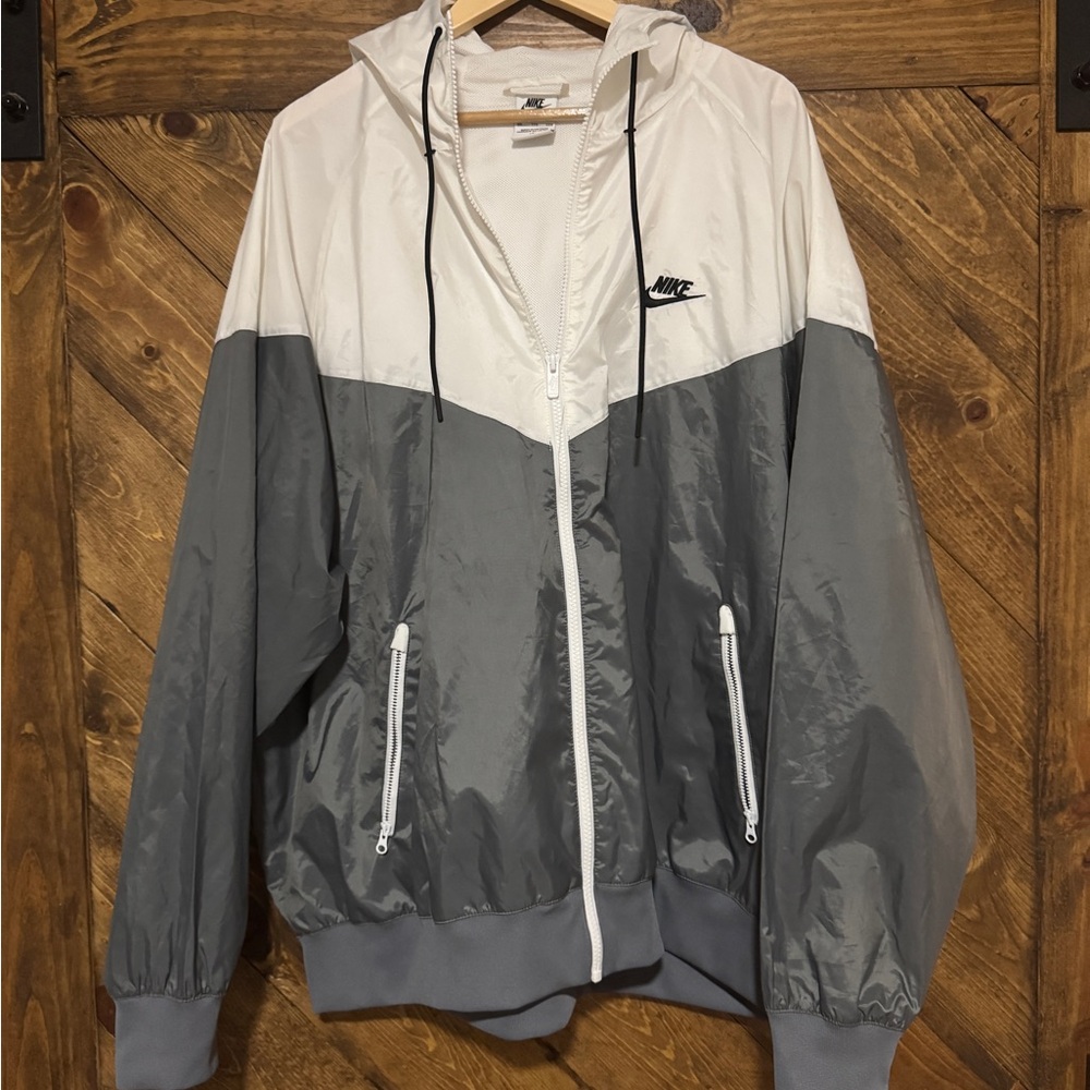 Nike Two-Tone Gray and White Jacket